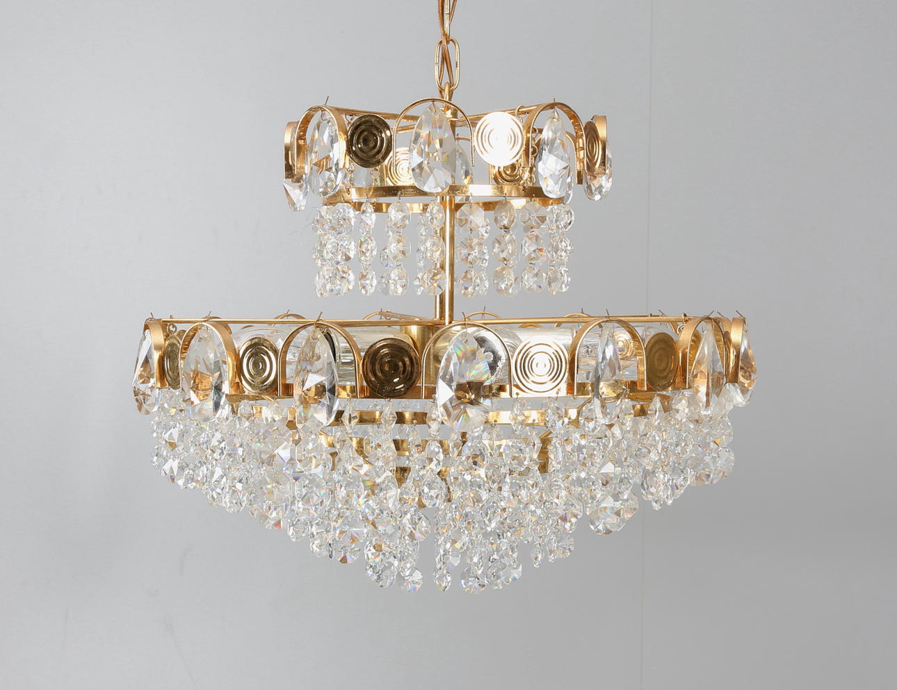 KRISTALLKRONA, mässing, 5 ljuspunkter.