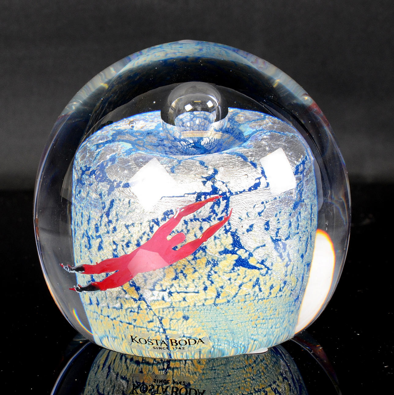 BERTIL VALLIEN. BREVPRESS, glas, Kosta Boda, ateljé, Em Handboll 2002.