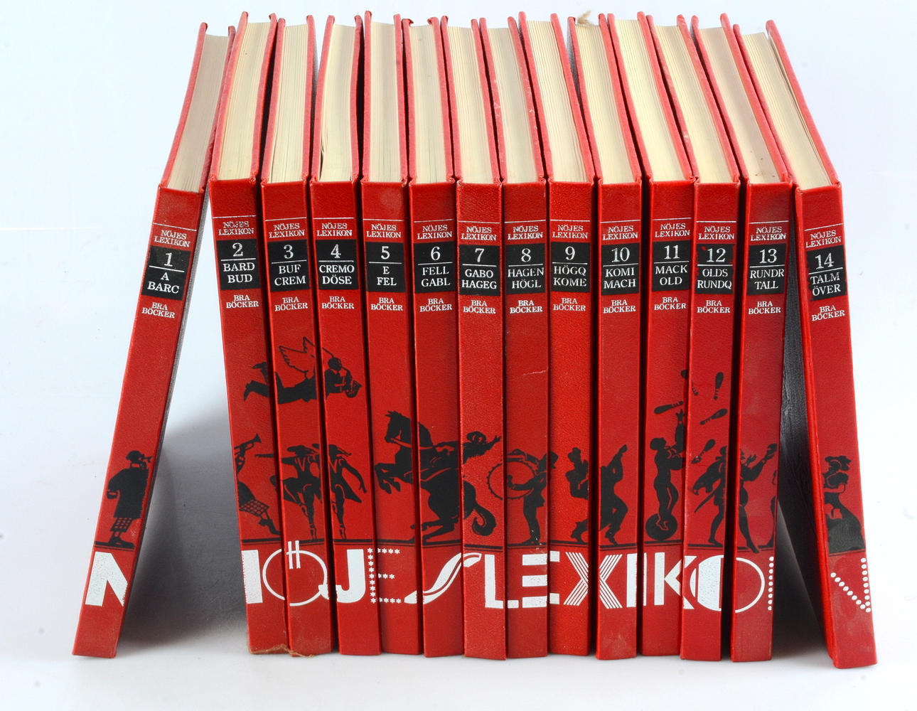 BÖCKER, 14 st. "Myggans nöjeslexikon", Bra böcker.