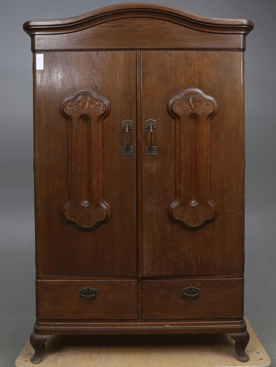 MATSALSSKÅP, jugend, tidigt 1900-tal.