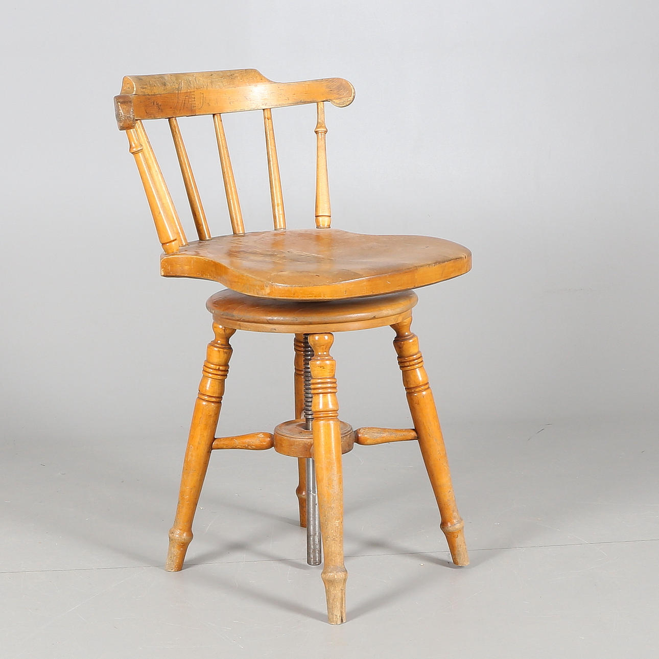 KONTORSSTOL, trä, 1900-tal.