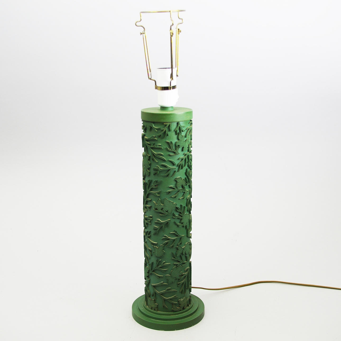 BORDSLAMPA, lampfoten tillverkad av tryckrulle för tapeter.