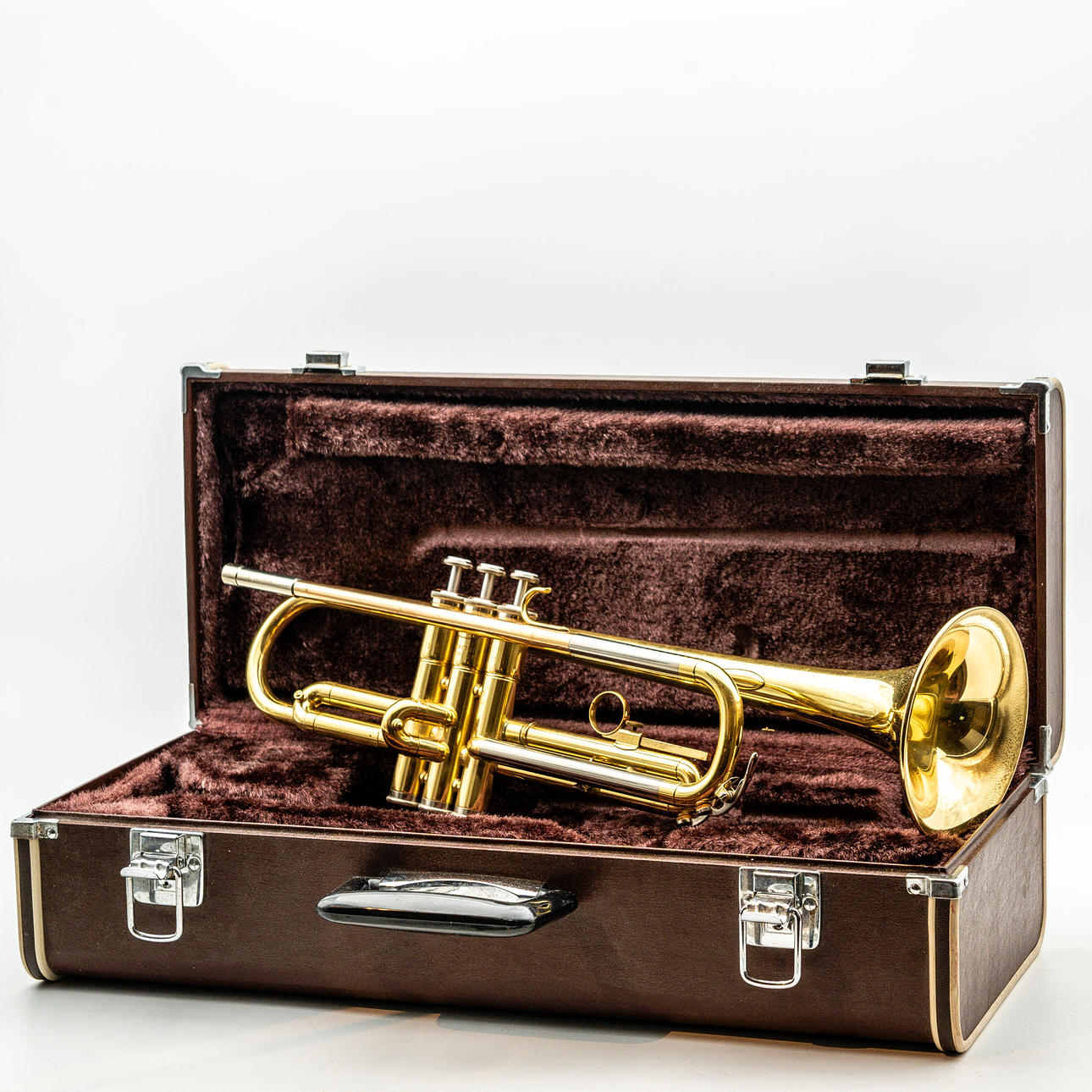 Trumpet Yamaha YTR-2330.