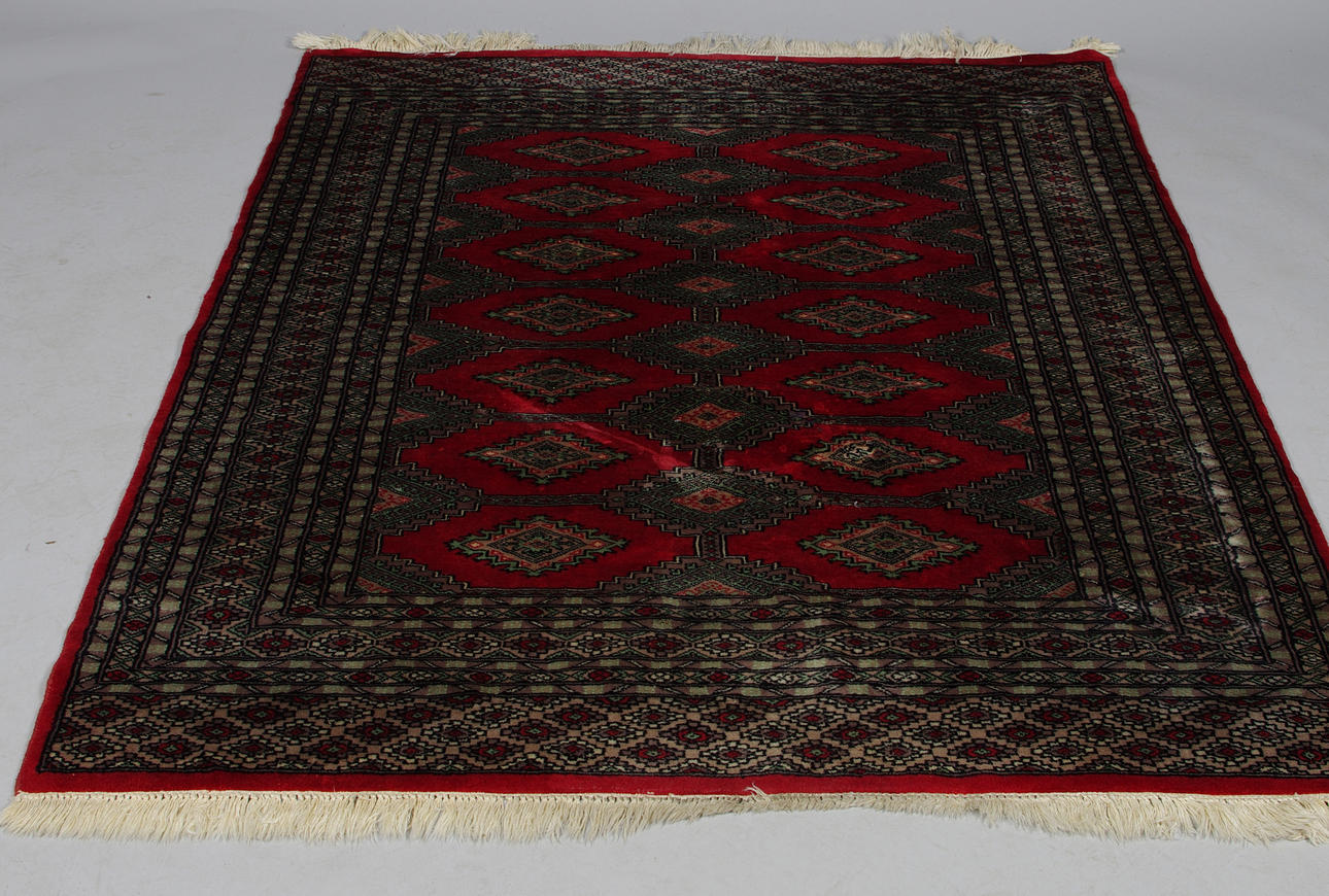 ORIENTMATTA, Pakistan, 185 x 147 cm.