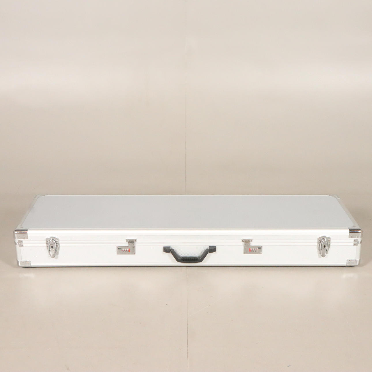 ASEKOTELO, alumiini.