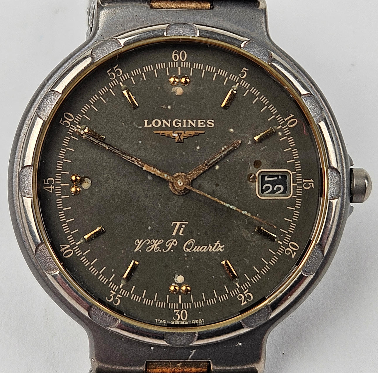 LONGINES. Wristwatch, Conquest, Titanium.