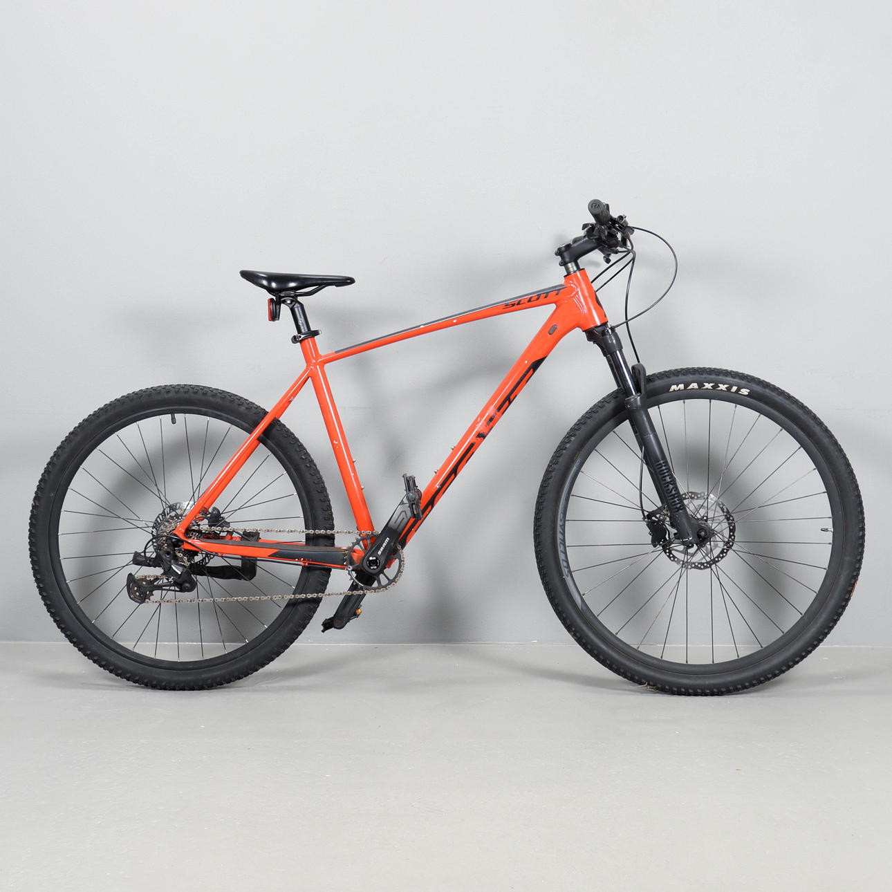 MAASTOPYÖRÄ Scott Scale 900 Comp.