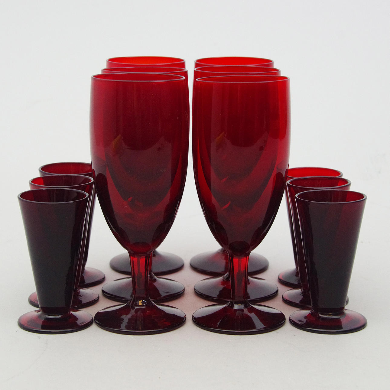 CHAMPAGNEGLAS SAMT SNAPSGLAS, 6+6 delar, Monica Bratt, Rejmyre.