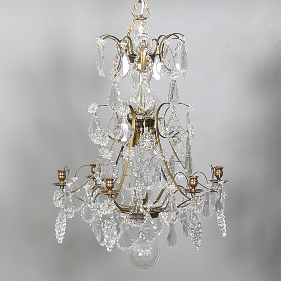 LJUSKRONA i rokokostil med sex ljusarmar, 1900-tal.