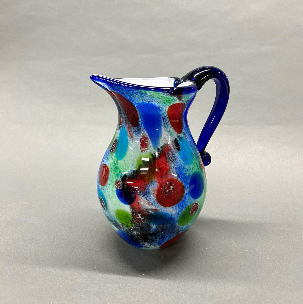 ISO MURANO-TYYLINEN LASIKANNU.