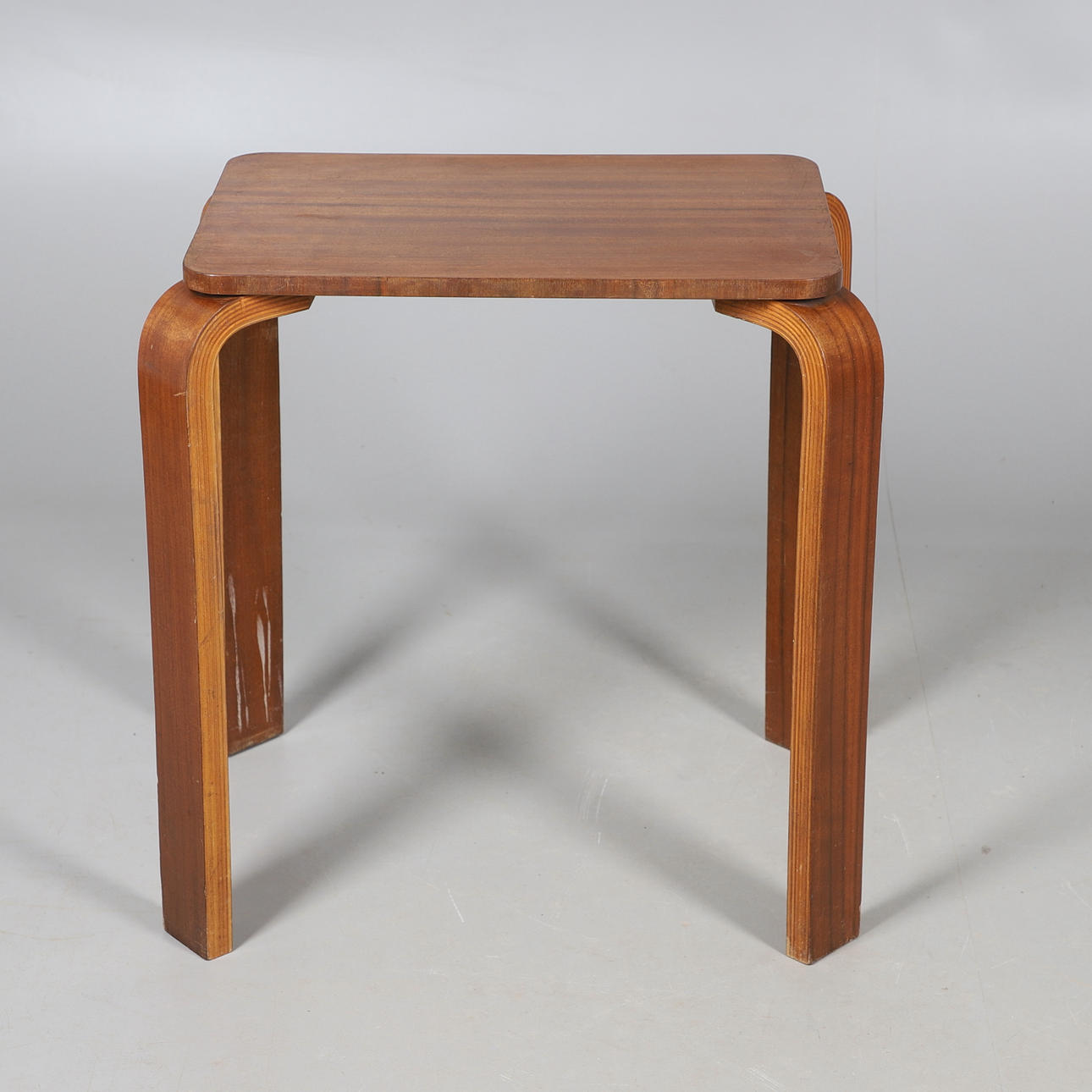 ART DECO VANERI SOHVAPÖYTÄ.