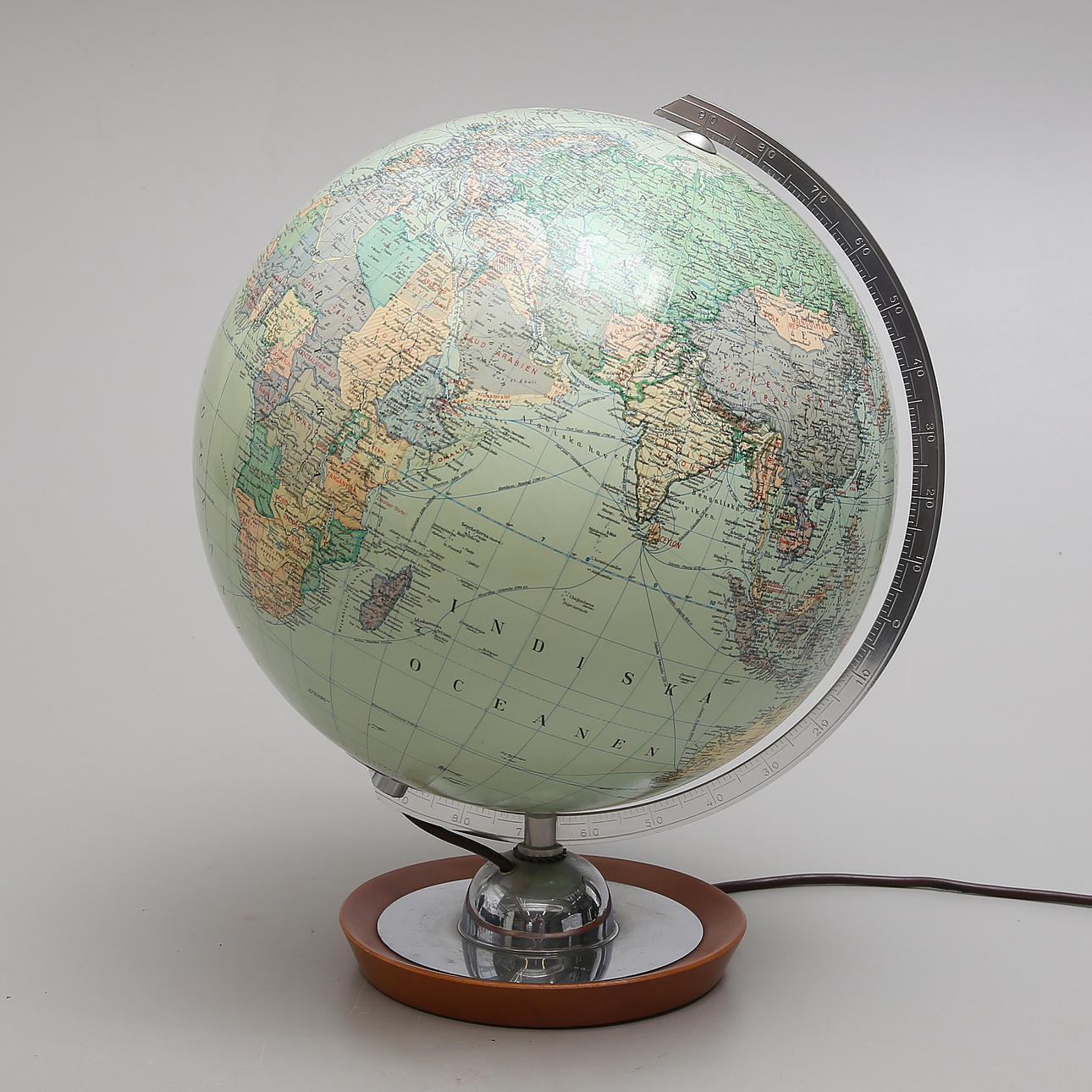 GLOBE, Globus, JRO-Verlag München.