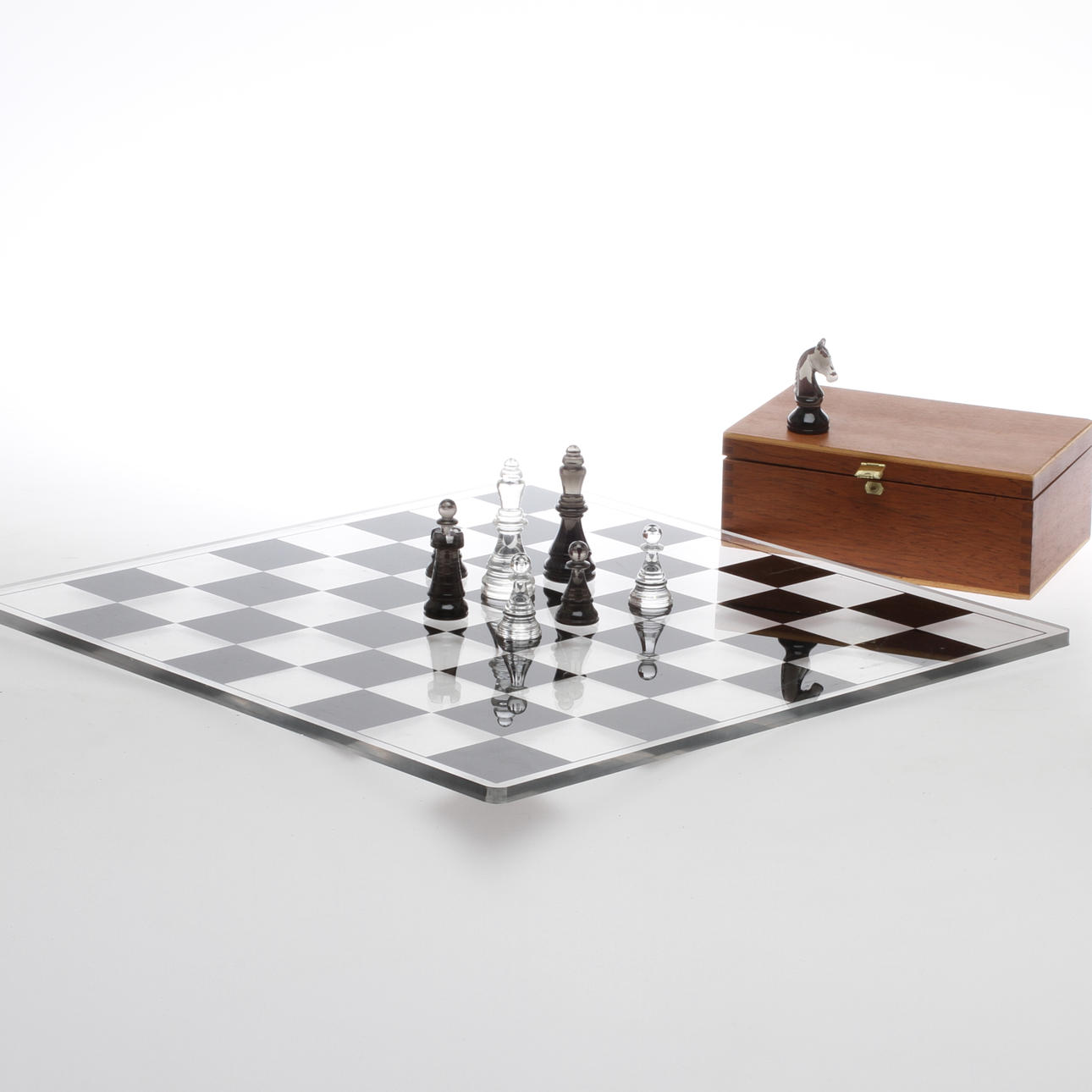 SCHACKSPEL, plast, 1900-talets andra hälft.