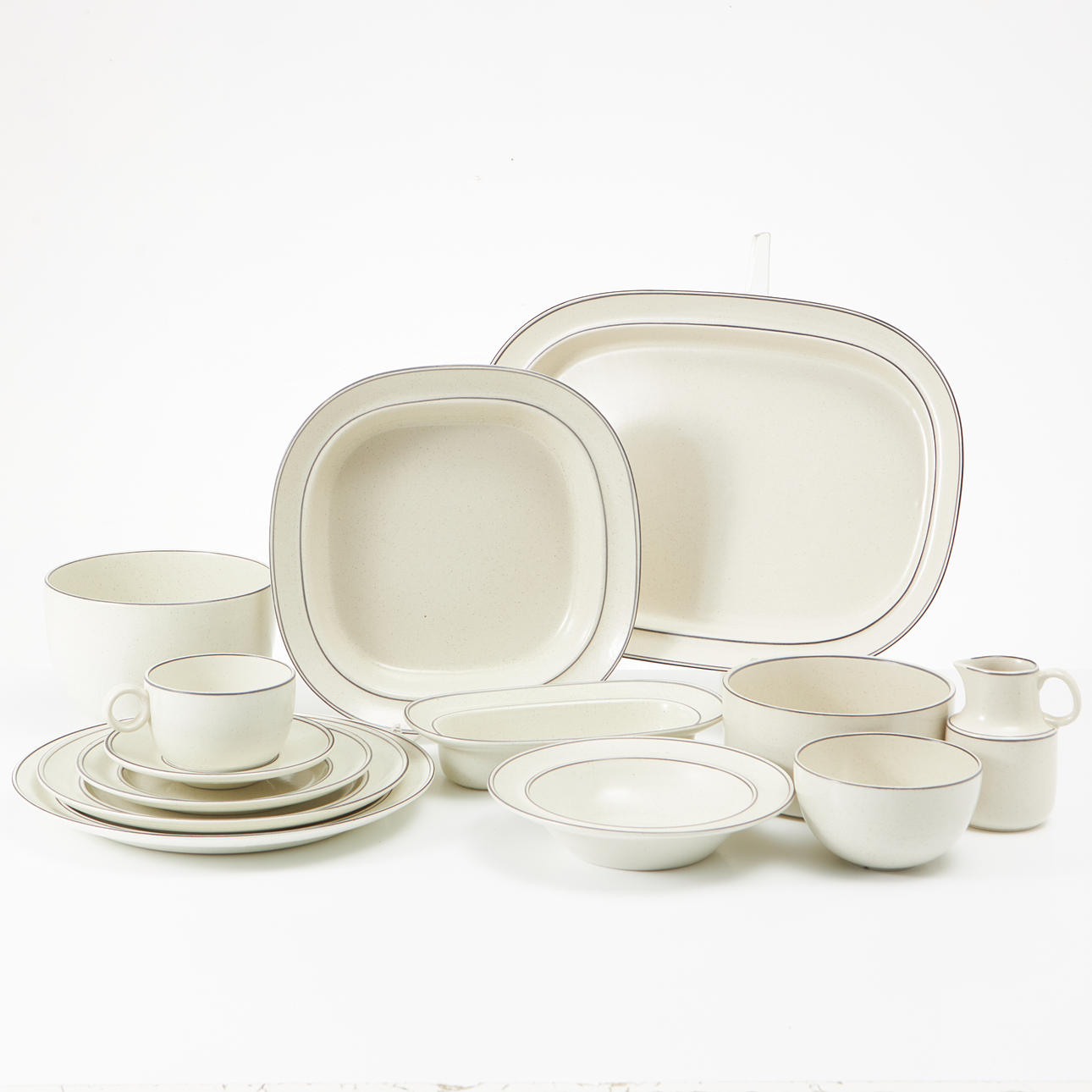 STIG LINDBERG. "Birka", Gustavsberg, ca 87 dlr.