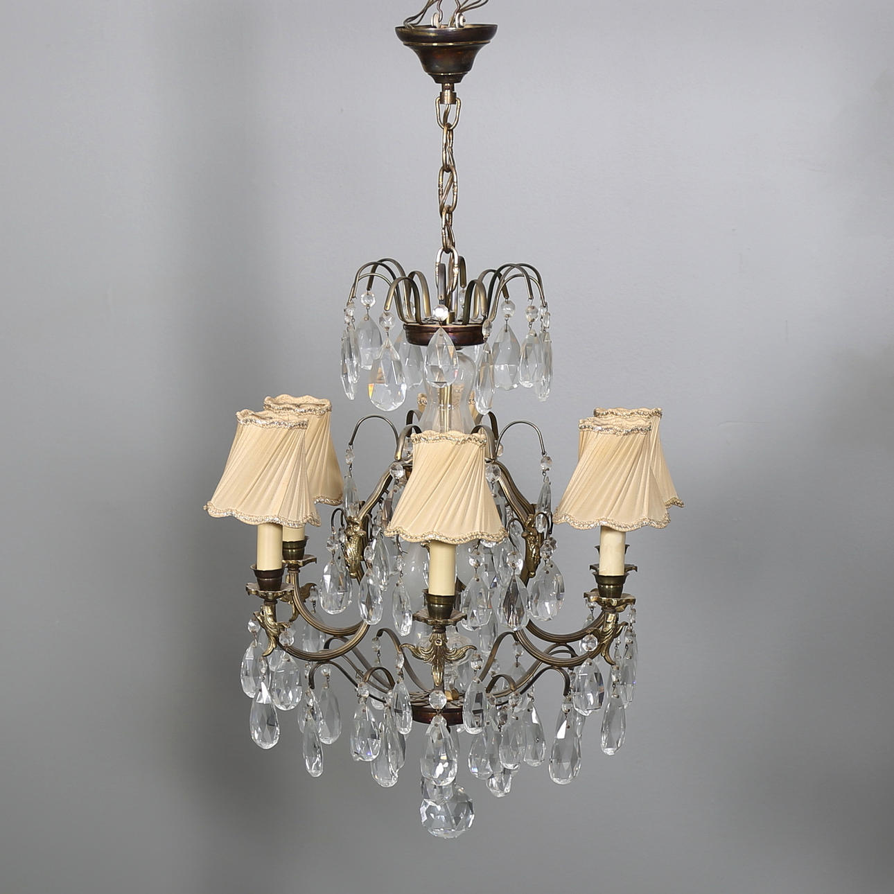 LJUSKRONA, rokokostil, 1900-talets andra hälft.