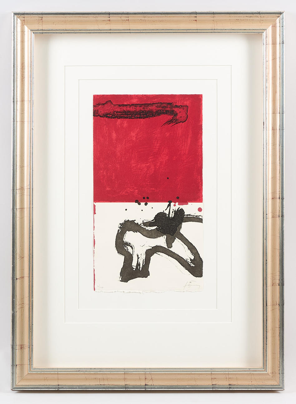 ANTONI TÀPIES. “Vertical”, signed, lithograph in colour and aquatint, 6/40.