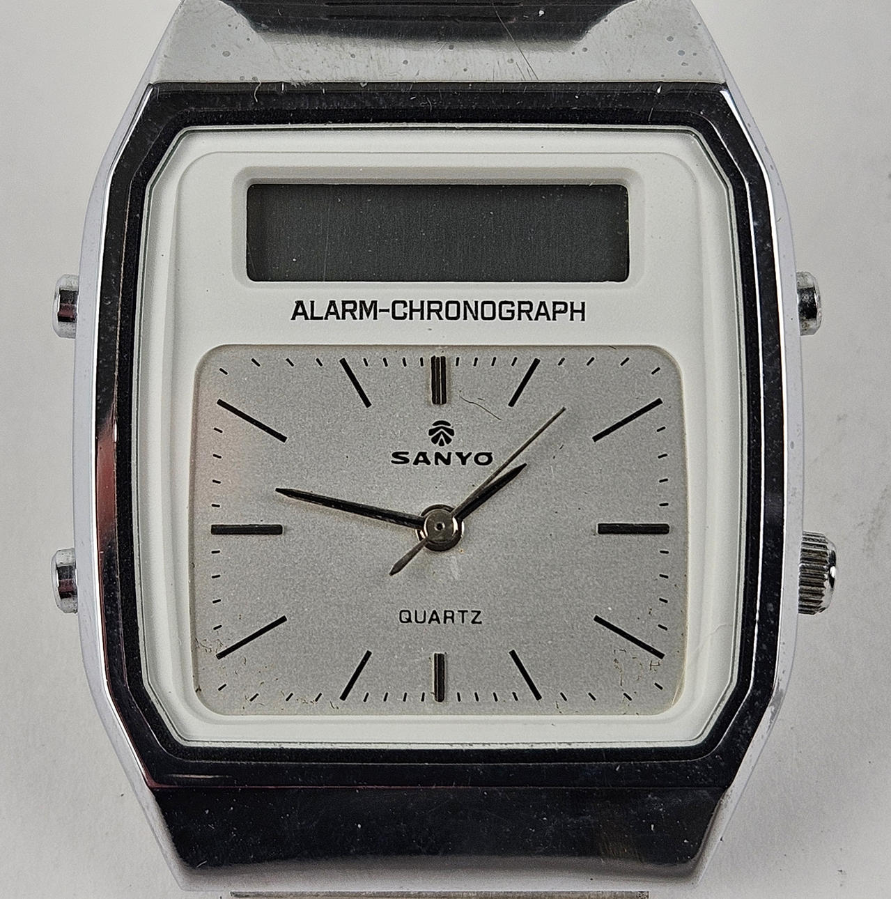 WRISTWATCH, steel, Sanyo, Alarm-Chronograph. Clocks & Watches