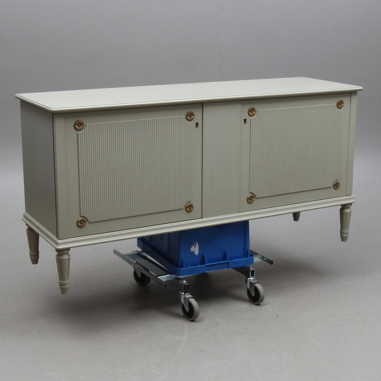 SIDEBOARD, gustaviansk stil, 1900-tal.