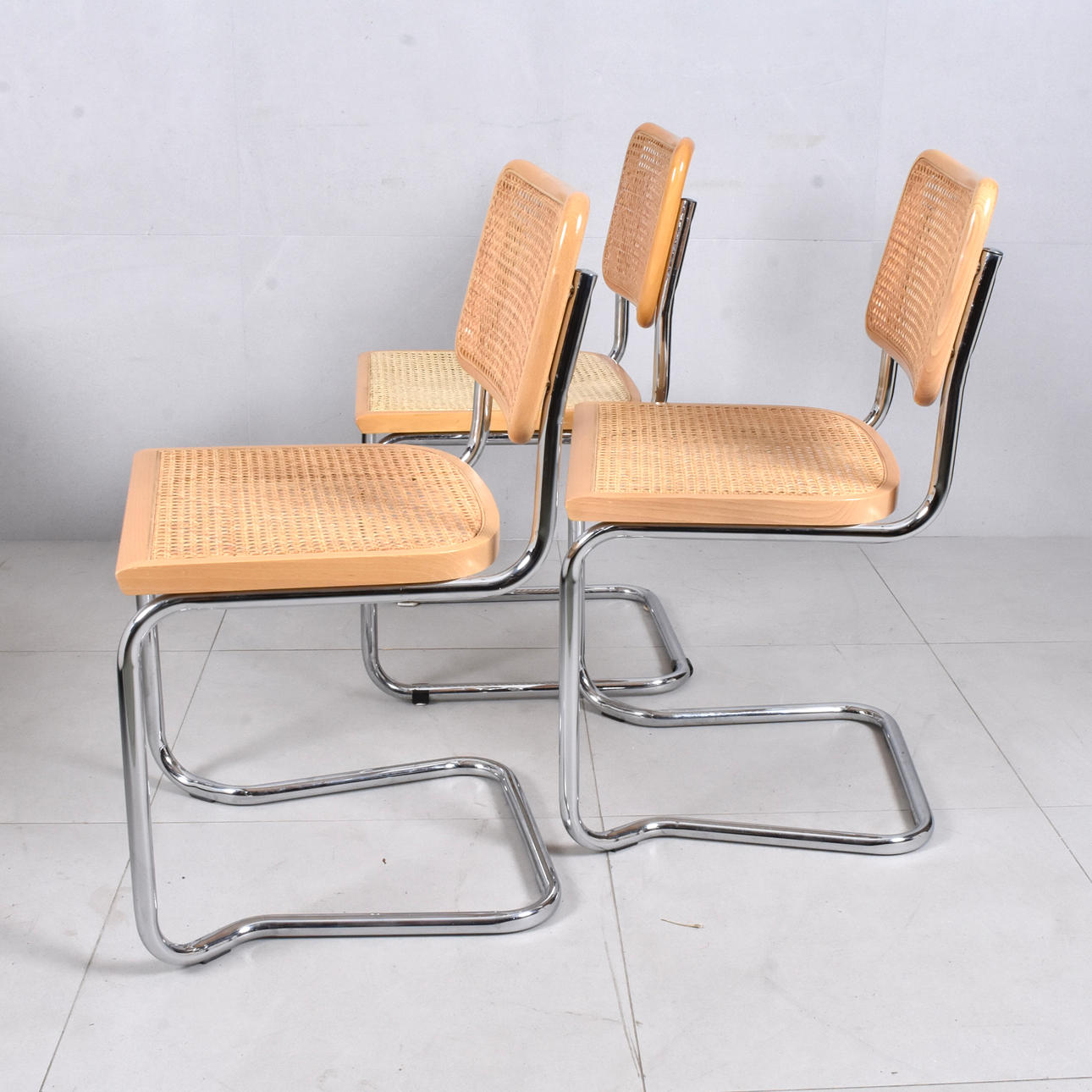 STOLAR, 3 st, Bauhaus stil, 1900-tal.