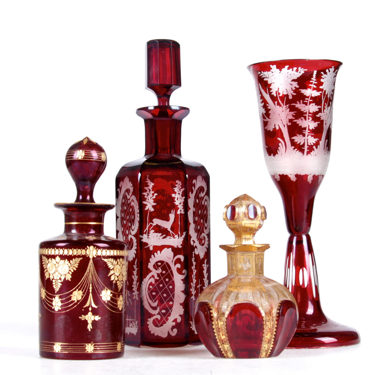 KARAFFER, flakong samt pokalglas, 4 delar, Böhmisk, 1800/1900-tal.