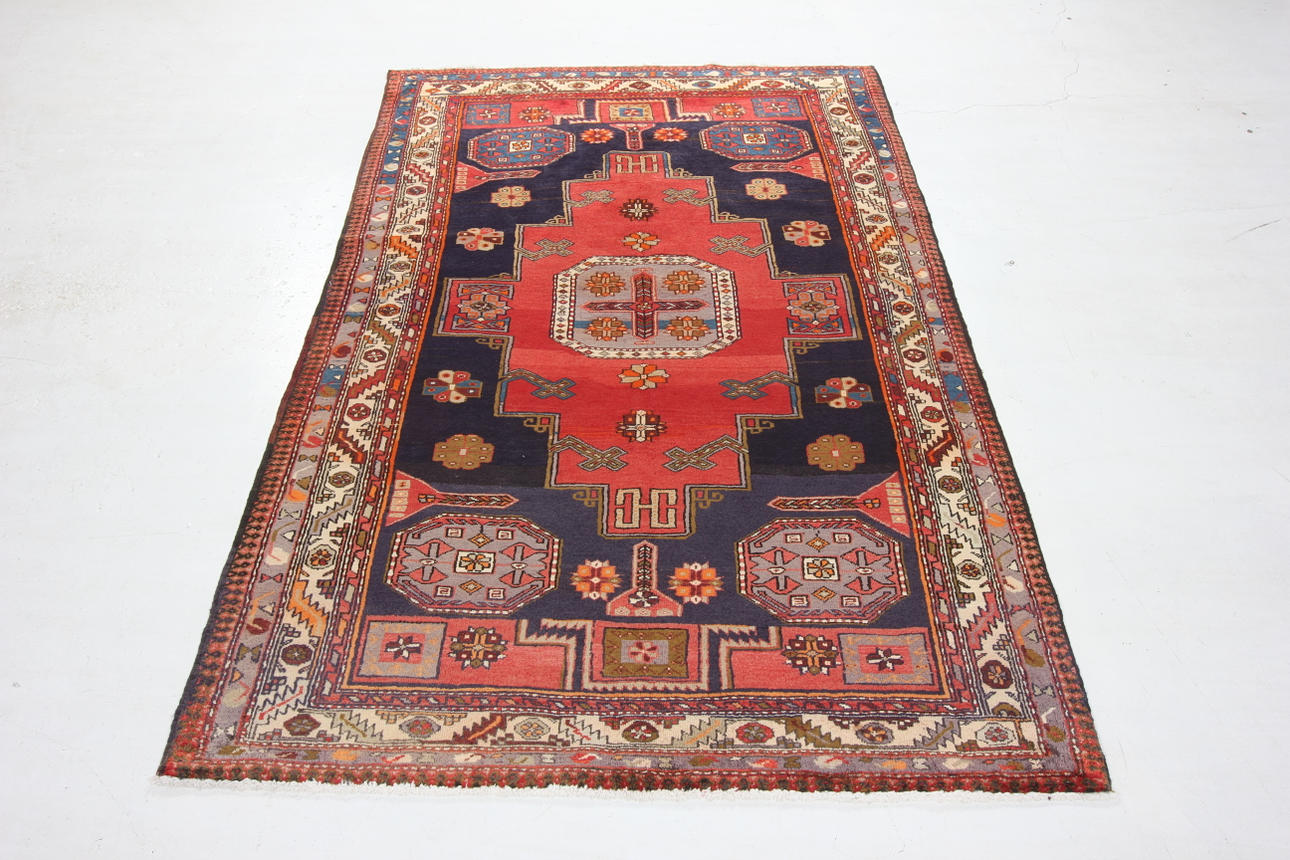 MATTA, persisk Azari, 220 x 135 cm.