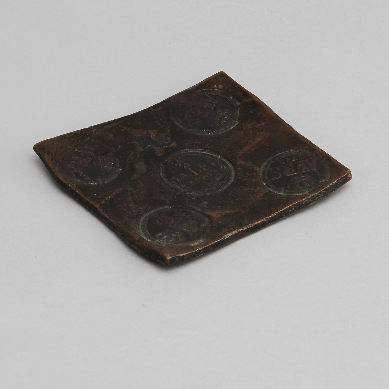 PLÅTMYNT, 1/2 Daler, 1752.