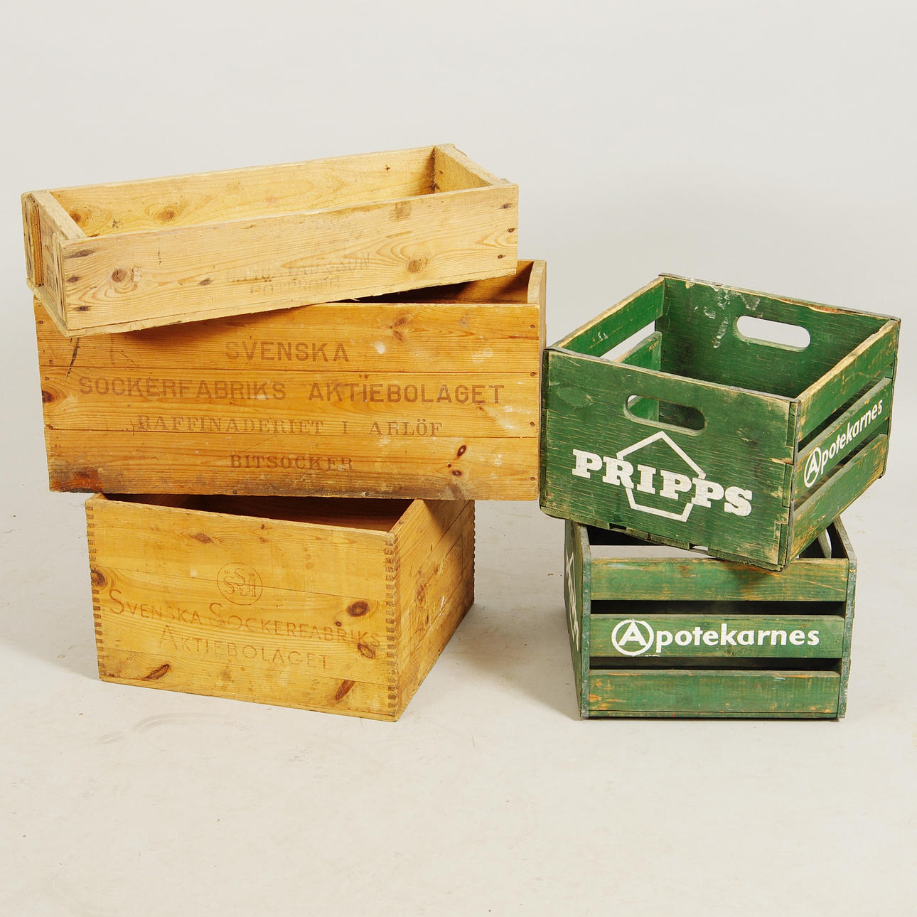 SOCKERLÅDOR SAMT LÄSKBACKAR, 5 delar.