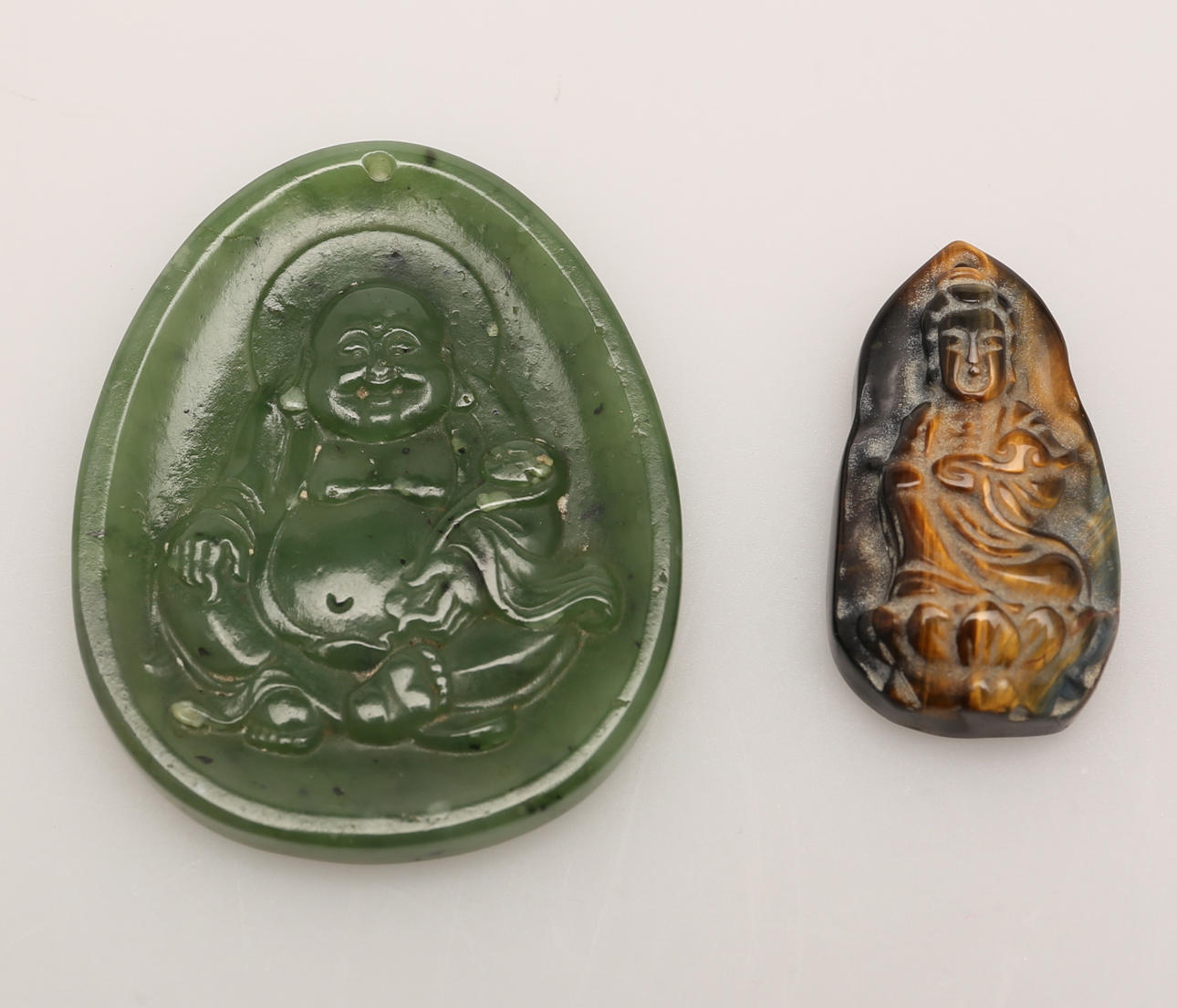 HÄNGEN, 2st bland annat Jade.