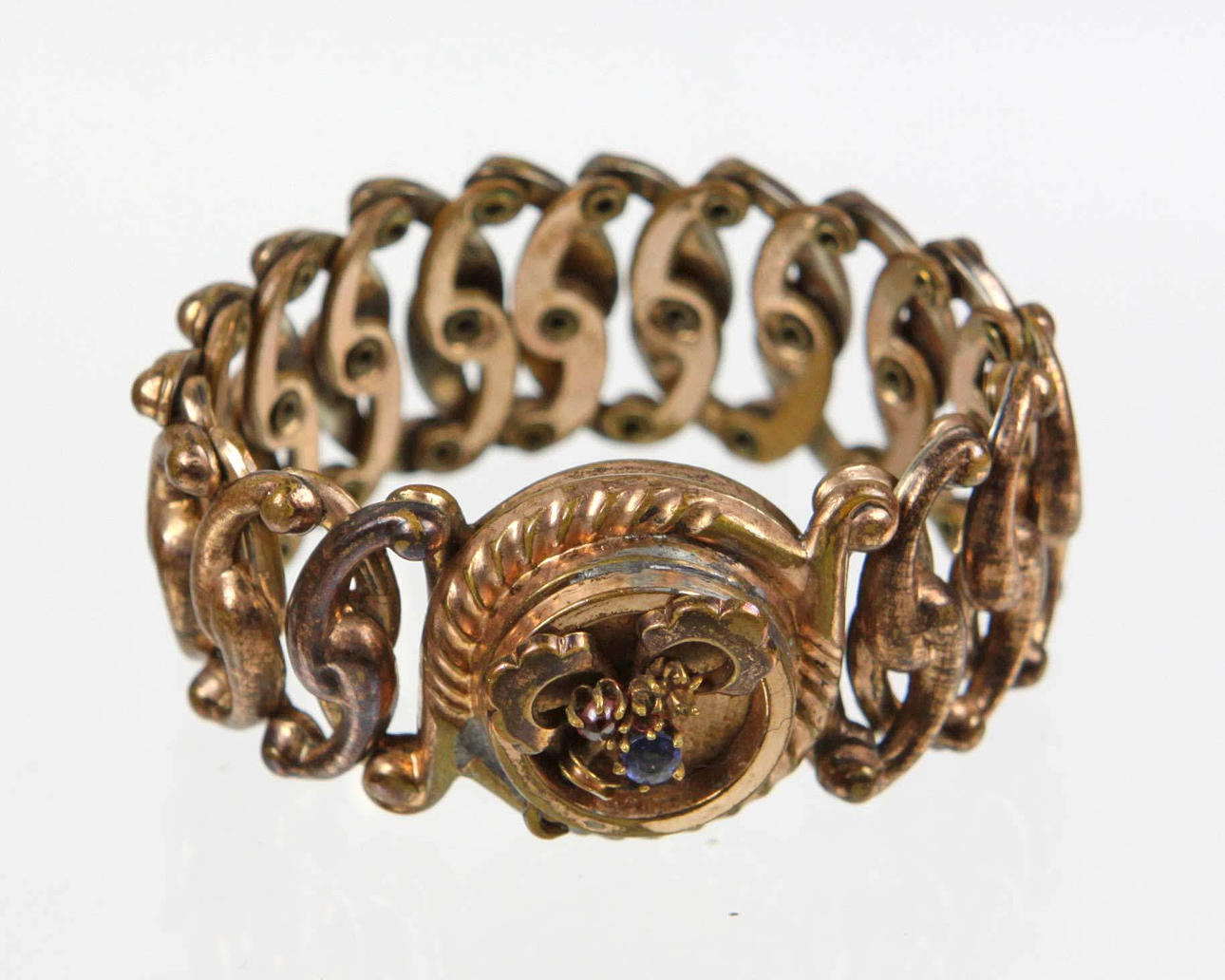 ARMBAND, doublé i guld, historicism omkring 1880.