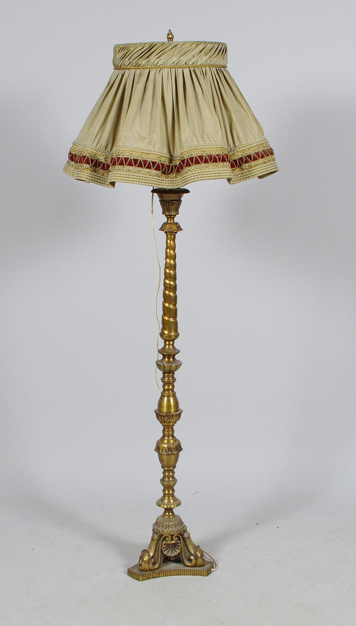 GOLVLAMPA, brons, barockstil, 1900-tal.