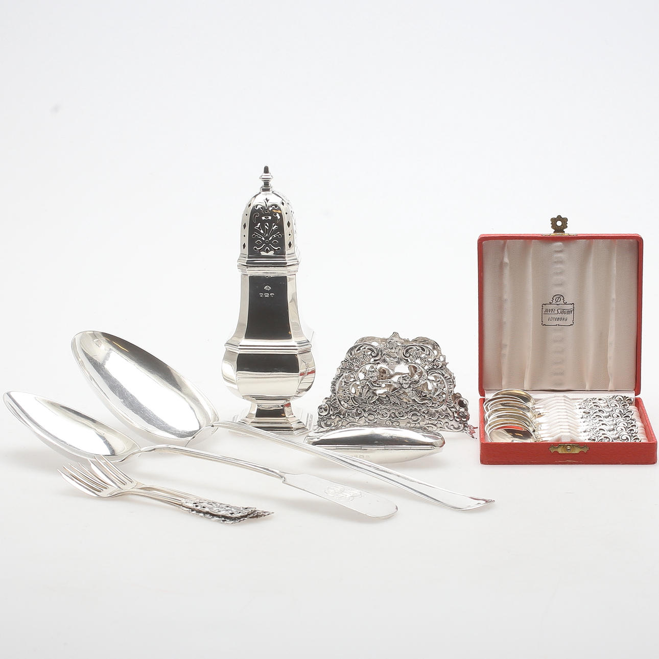 BESTICK samt bordstillbehör, silver, 21 delar, 1900-tal, vikt 723 gram.