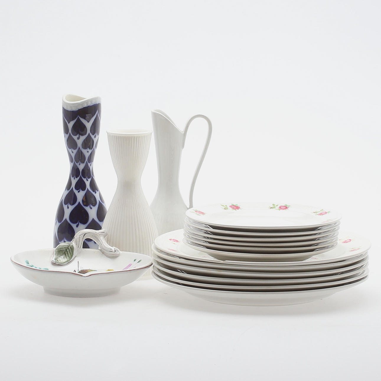 DIVERSE KERAMIK, ca 16 delar, 1900-tal.