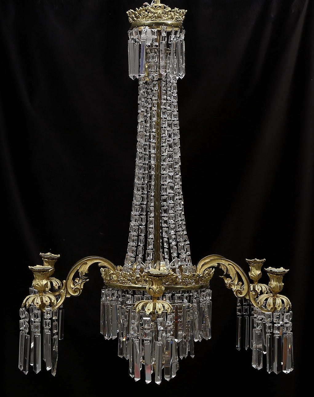 LJUSKRONA, oskariansk, 1800-talets andra hälft, höjd ca. 95 cm.