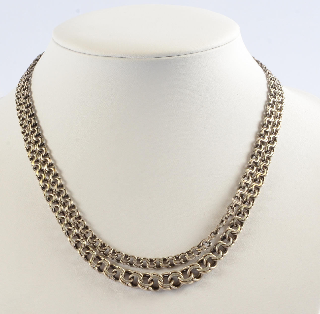 HALSBAND, 2-stycken, doserad Bismark, silver.