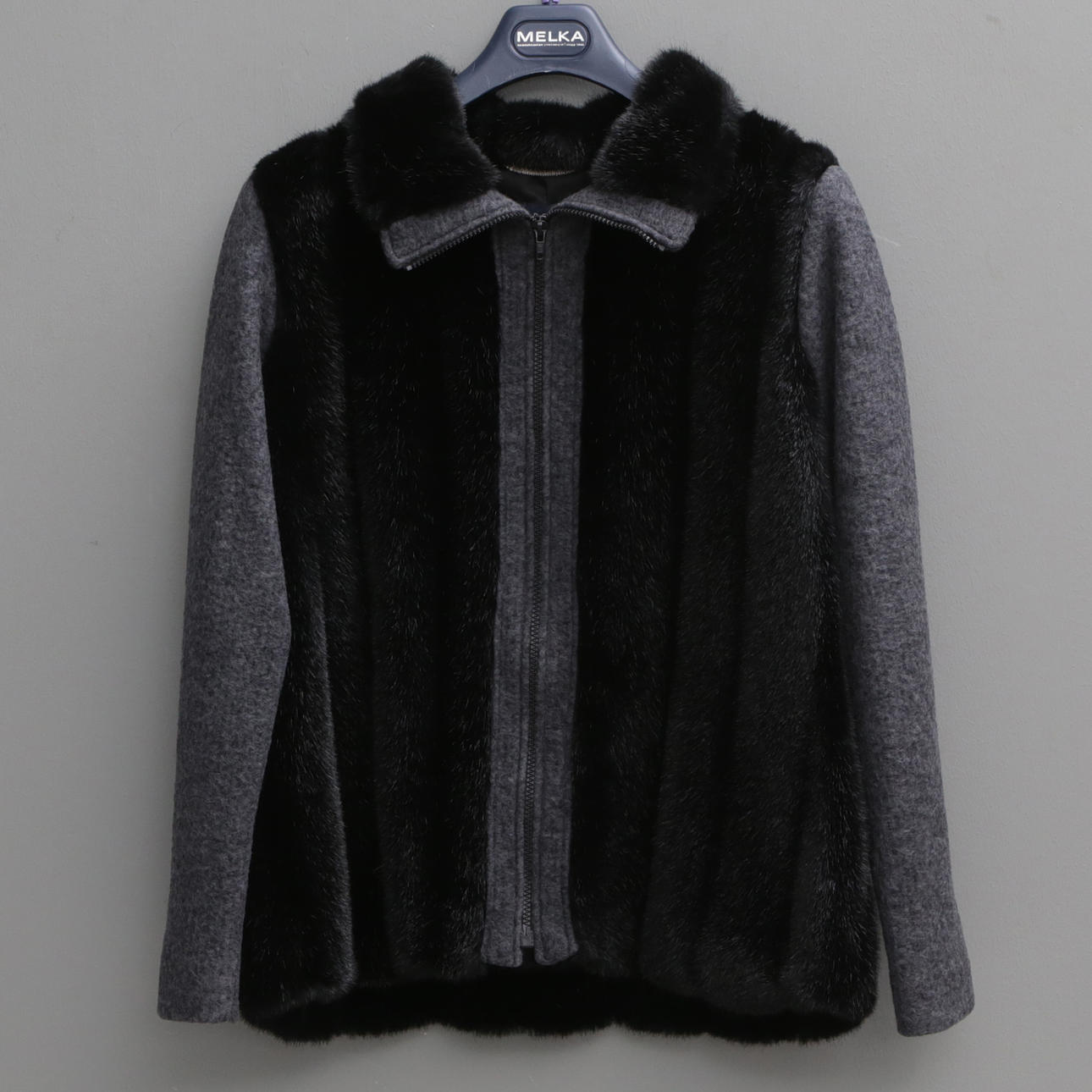 DAMENJACKE, Birgitta.