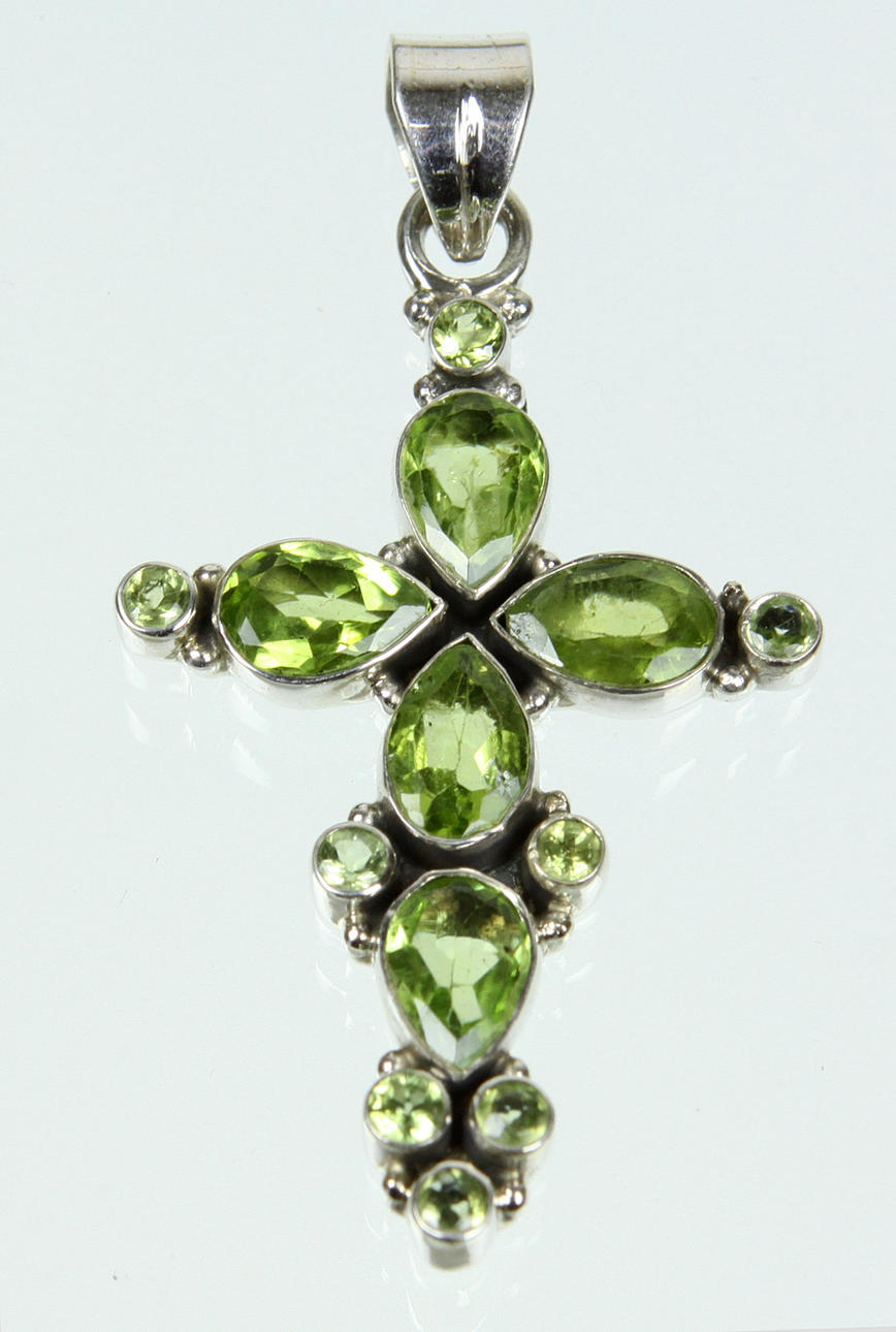 HÄNGE, kors, peridot, silver 925.