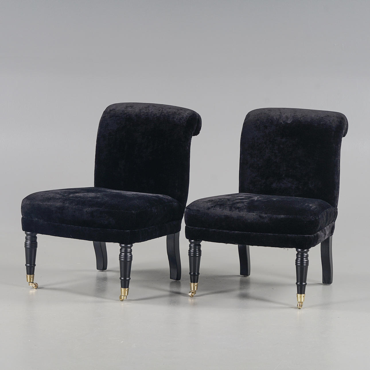 FÅTÖLJER 1 par "Berceau" Eichholz, 2000-tal.