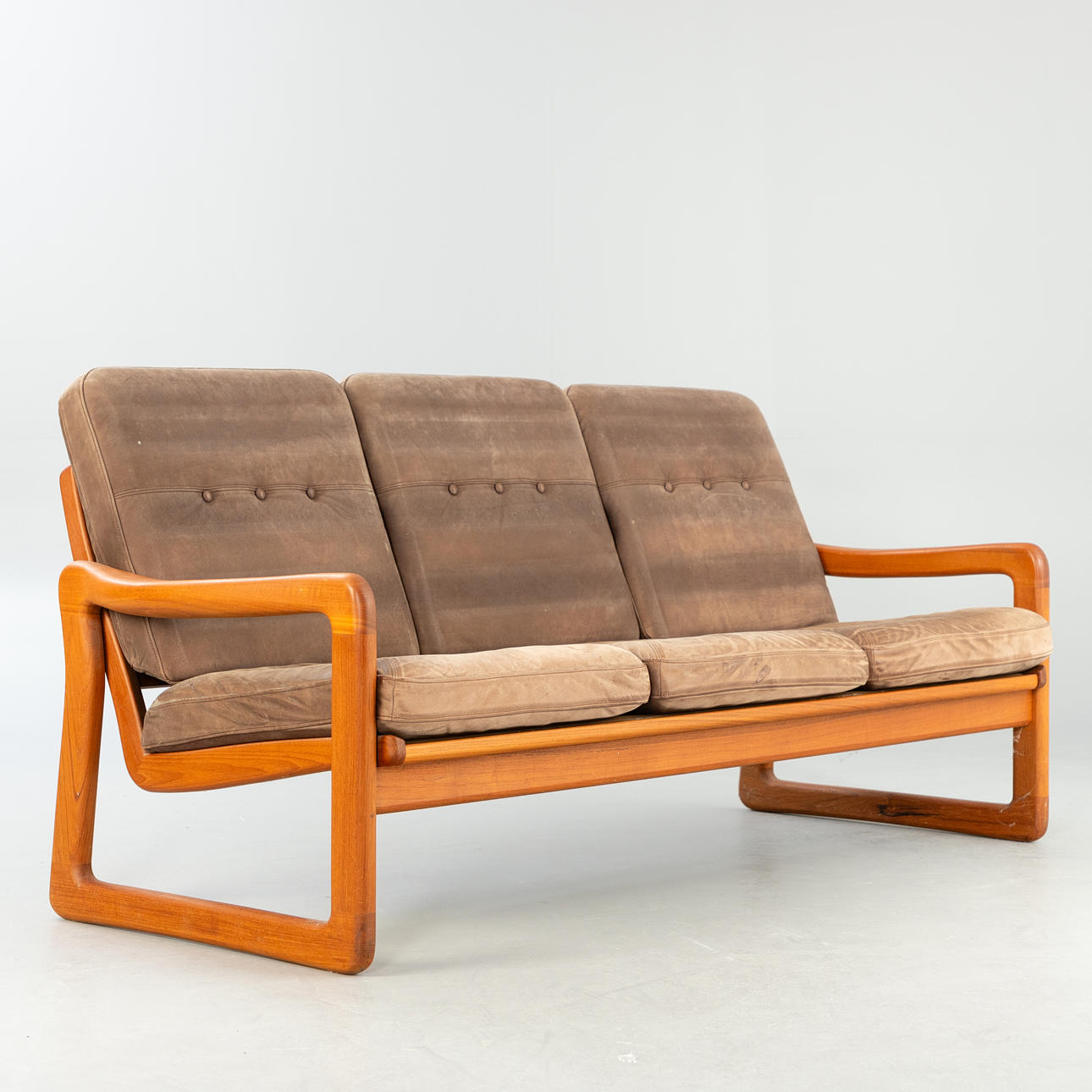 HOLSTEBRO MÖBELFABRIK. 3-sits soffa. danmark.