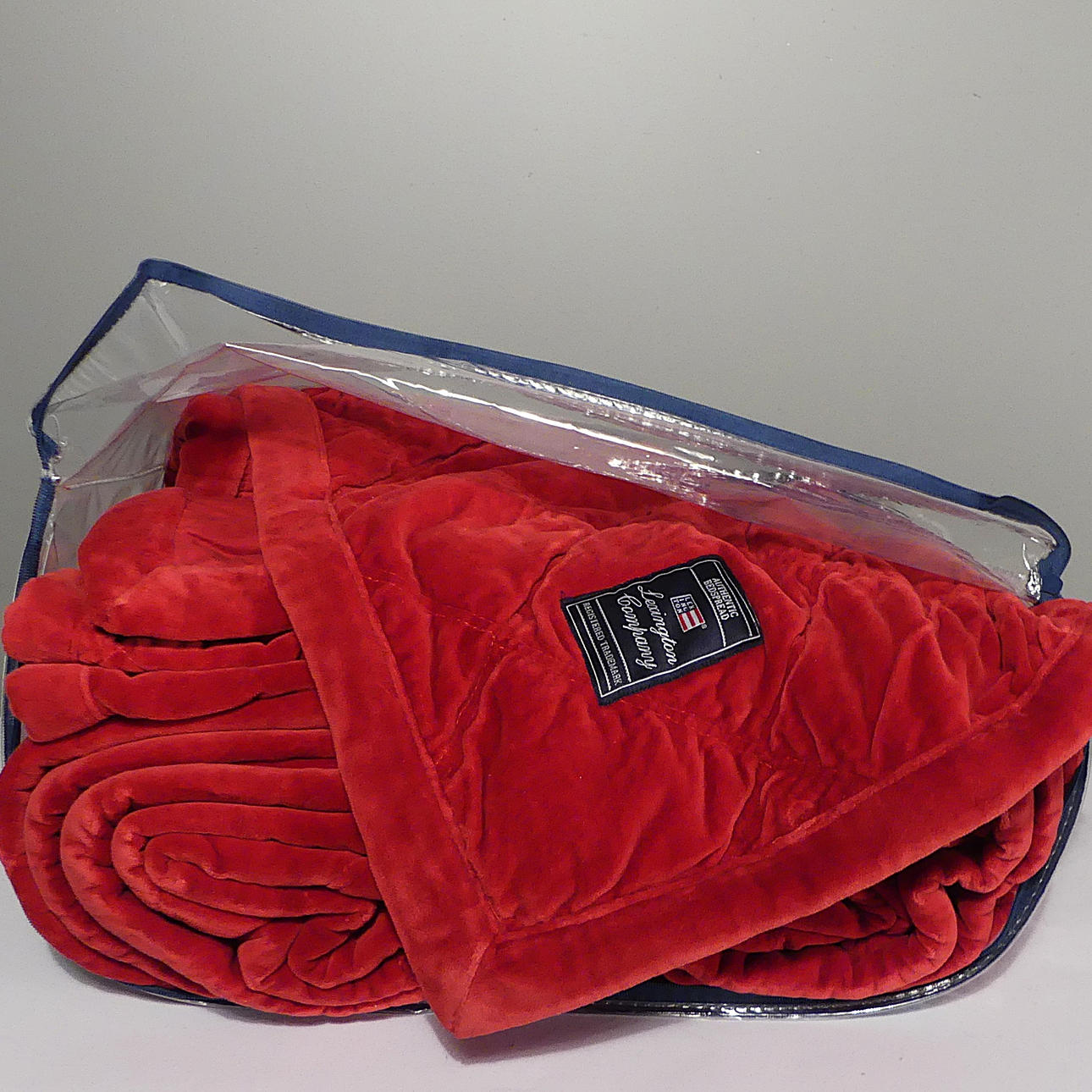 COLCHA. Lexington, Colcha acolchada de terciopelo, roja.