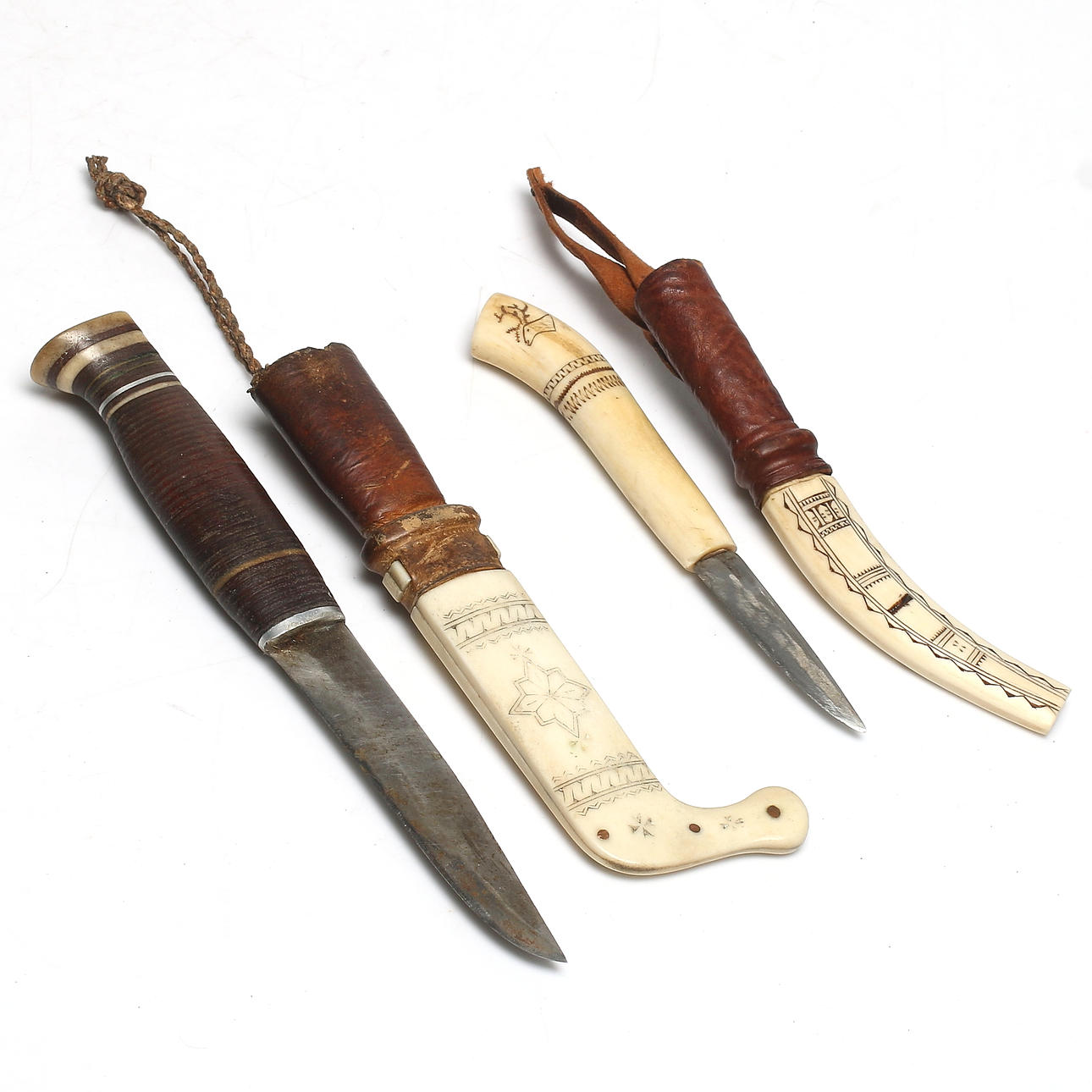 SAMEKNIVAR, 2 st, signerad Erik Tuolja. 1900-talets första hälft.