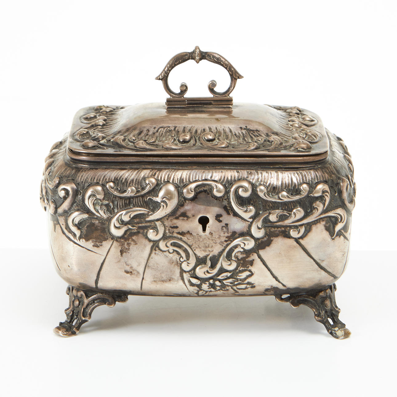 A silver 800 sugar box, Austria/Hungary, 1872-1922, rococo style ...