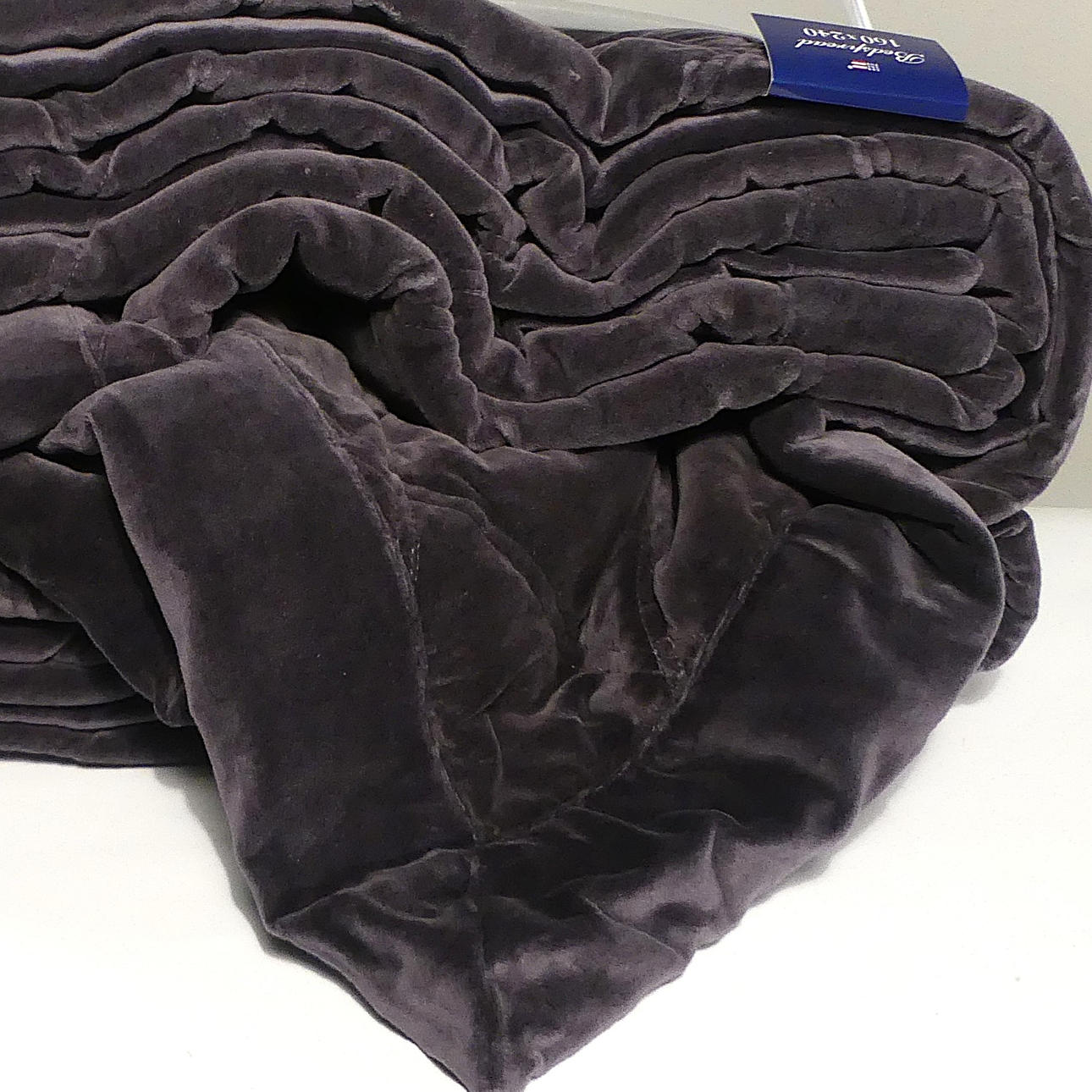 COLCHA. Lexington, Colcha acolchada de terciopelo, gris.