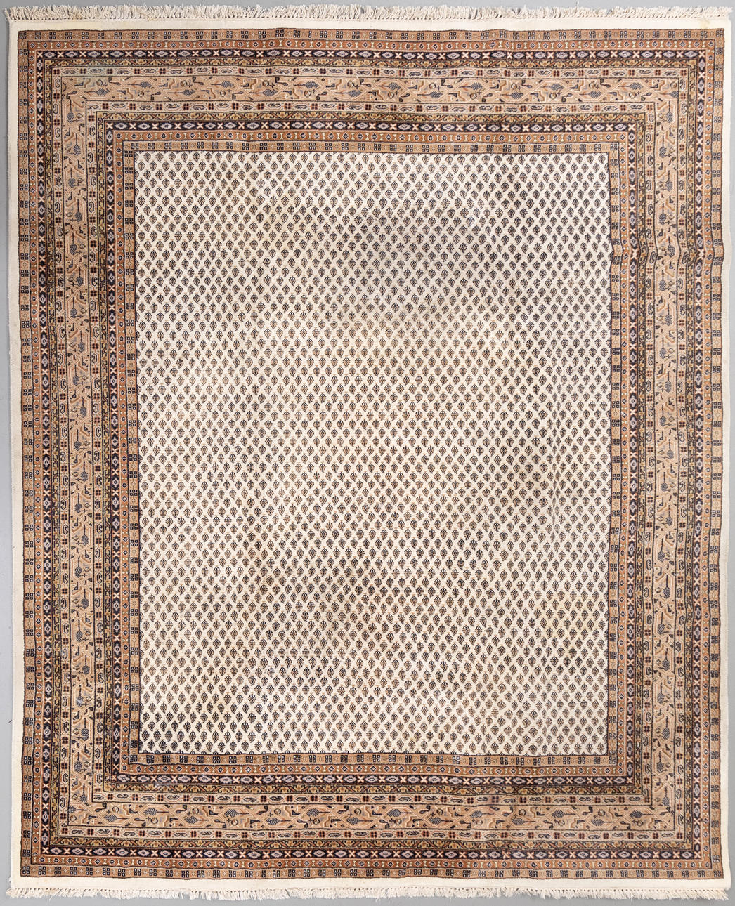 EIN TEPPICH, Indian Sarough Mir, 305 x 254 cm.