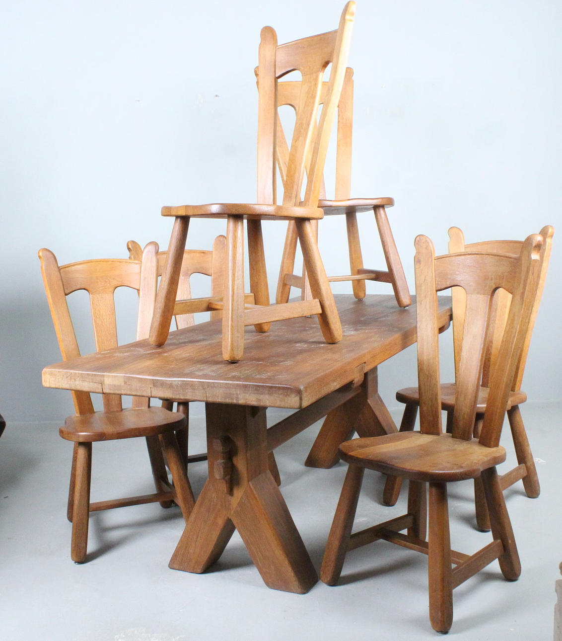 DE PUYDT. Brutalist oak dining table set, Belgium, 1970s.