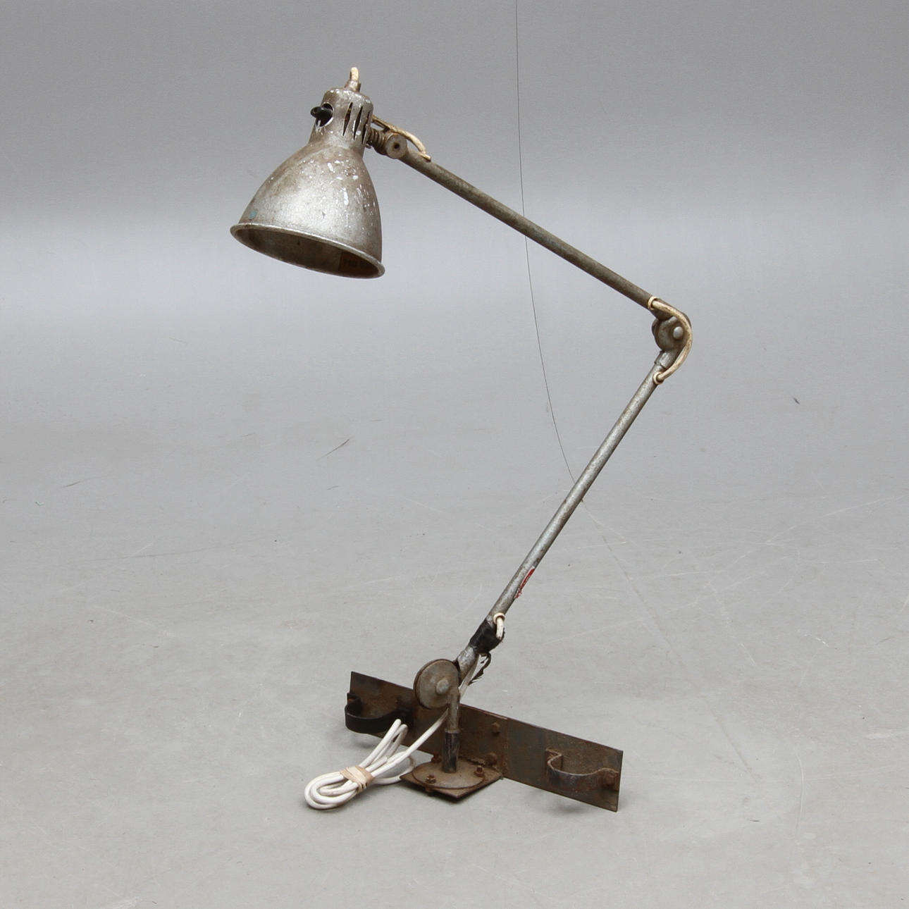 INDUSTRILAMPA, "Essde-lampa", Bröderna Johansson, Auto metall, Skellefteå 1900-talets första hälft.