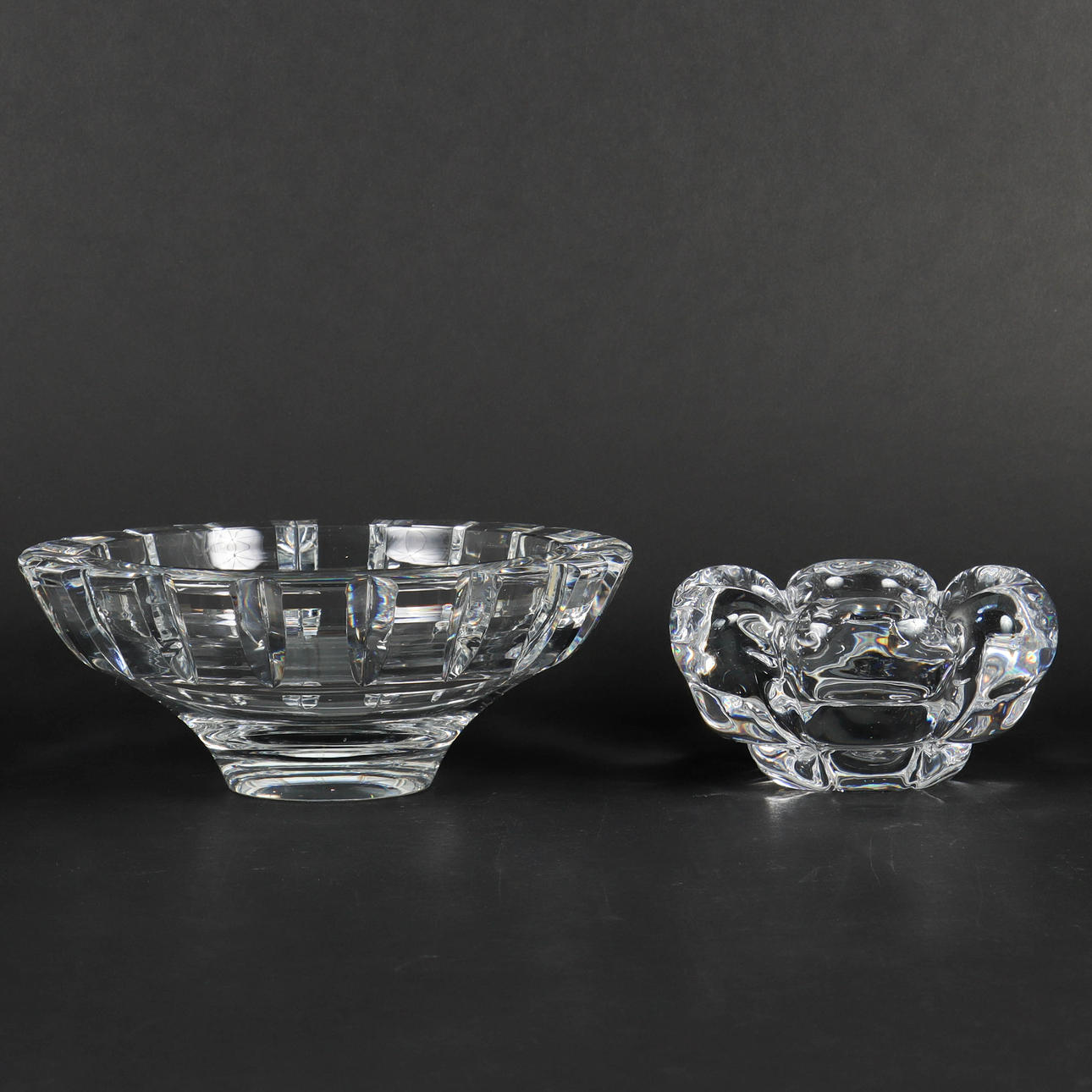 KRISTALLSKÅLAR 2 stycken.