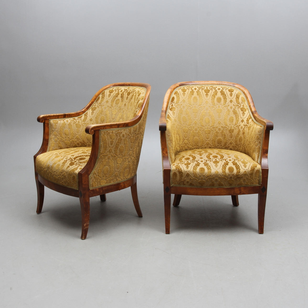 FÅTÖLJER, 1 par, 1900-talets första hälft.