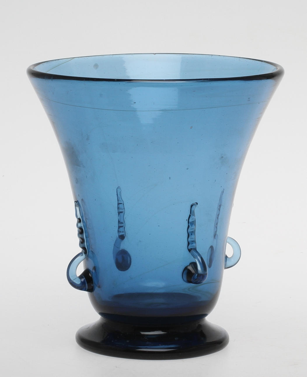 VAS, blå glasmassa, Edvin Ollers.