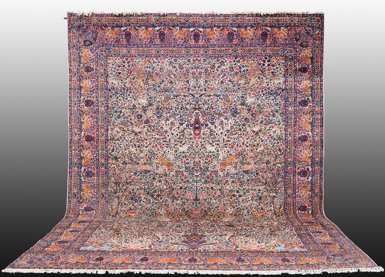 MATTA, antik figural Kirman-Lavar, 480 x 350 cm.