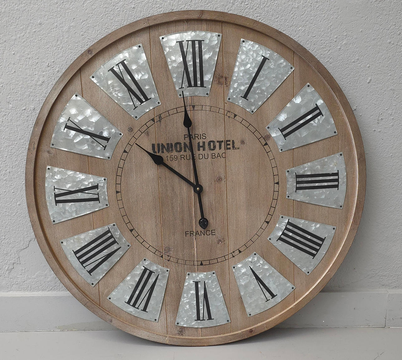 WALL CLOCK “UNION HOTEL, PARIS”.